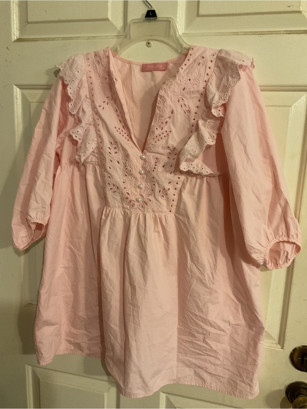 JJ’ FAIRYLAND BABYDOLL TOP PINK EYELET EMBROIDERED PEARL BUTTONS M.